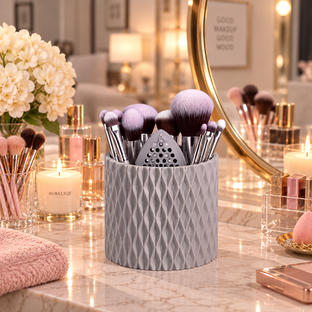 18-Piece Makeup Brush & Organizer Set